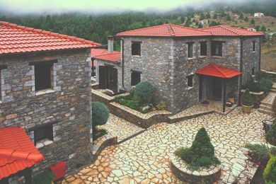 Ostra Menalon Luxury Suites - Image 5