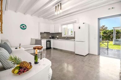 Ow Andros Luxury Suites - Image 4