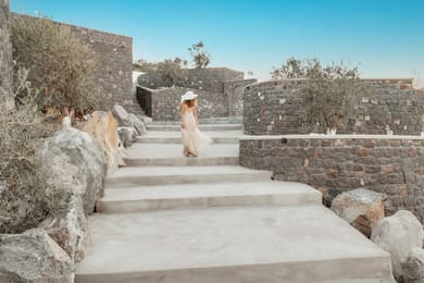 Oyster Luxury Suites - Image 5