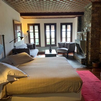 Suite with fireplace