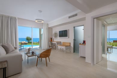 Executive Suite Private Pool Sea View