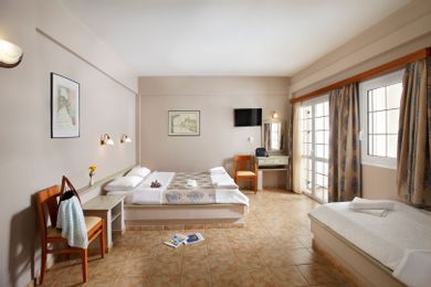 Triple Sea View Room