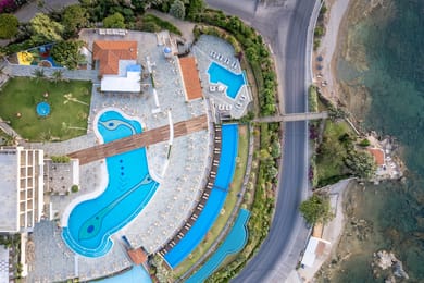 Panorama Hotel Chania - Image 2