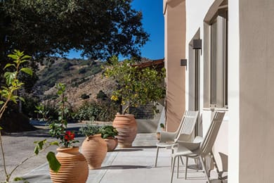 Panorama Luxury Suites - Image 3