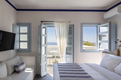 Grikos Suite with Jacuzzi