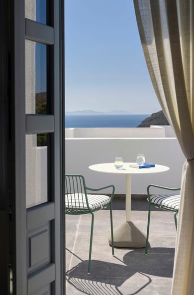 Grikos Suite with Jacuzzi