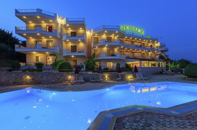 Panorama Apartments Tolo - Image 3