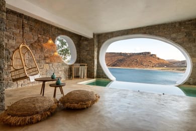 Deluxe Suite with Private Heated Pool & Bay View