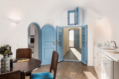 Executive Suite with Caldera View