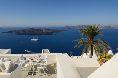 Junior Suite with Hot Tub & Caldera View