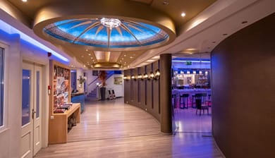 Pantelidis Hotel & Spa - Image 2