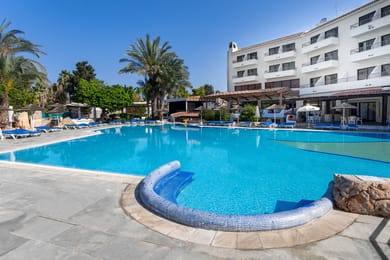 Paphos Gardens Holiday Resort - Image 2