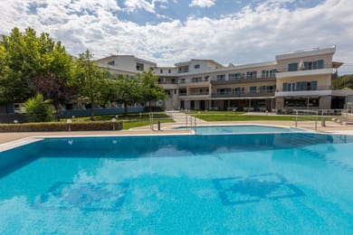 Paradise Resort Finikounda - Image 4