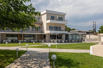 Paradise Resort Finikounda - Image 6