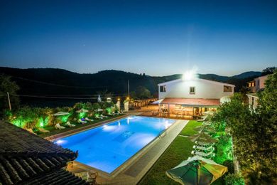 Paradise Inn Corfu - Image 2