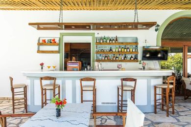 Paradise Inn Corfu - Image 6