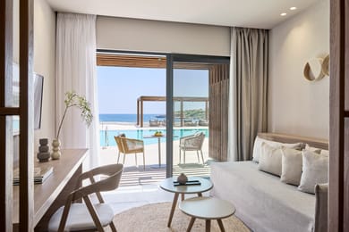 Open Plan Suite with Sea View & Sharing Pool