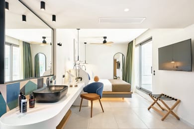 Deluxe Room Roof Top - Heated Hydro Tub