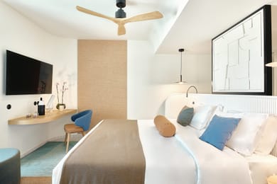 Deluxe Room Side Sea View