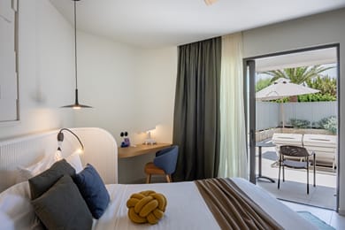 Pure Luxe Suite Heated Private Pool