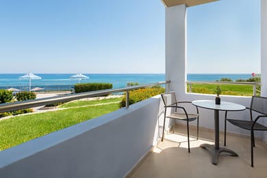 Premium Deluxe Front Sea View