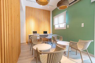 Paraskevas Beach Hotel - Image 5