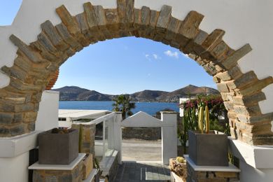 Parian Lithos Residence - Image 3