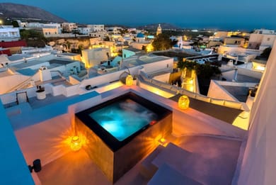 Thetis Jacuzzi Suite