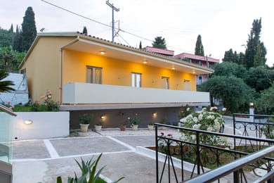 Passas Mare Apartments & Studios - Image 2