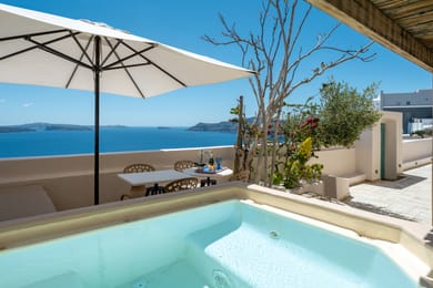 Full House 3 Bedroom Villa with 2 Outdoor Hot Tubs | Caldera View