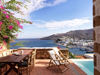 Three Bedroom Maisonette with Private Pool and Hammam | Sea View