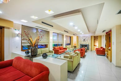 Pefka Hotel Thessaloniki - Image 7