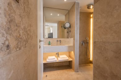 Executive | Family Sea View