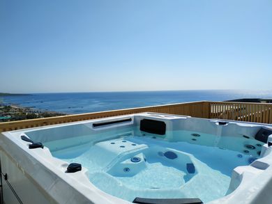 Sky Suite with Panoramic Sea view & Outdoor Jet-bath