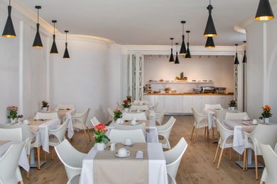 Pegasus Suites  Spa Santorini 