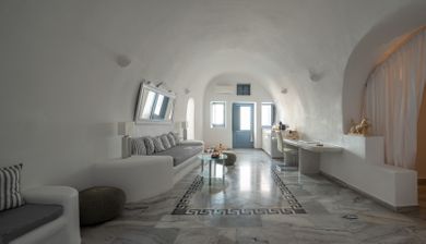 Pegasus Suites  Spa Santorini 
