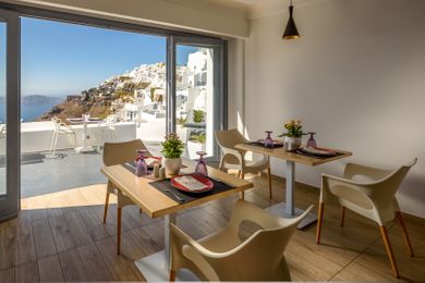 Pegasus Suites  Spa Santorini 