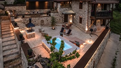 La Villa De Madeleine - Stone villa with Private Jacuzzi