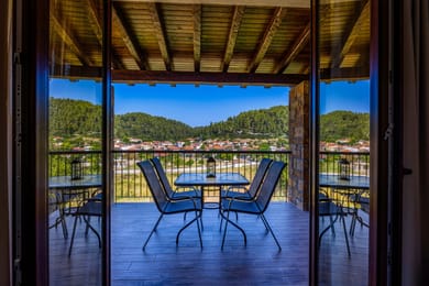 Penelope Luxury Suites - Image 2