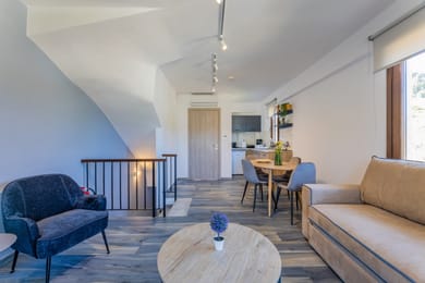 Penelope Luxury Suites - Image 5