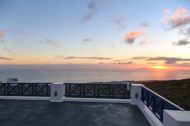 Dioni Apartment & Sunrise view