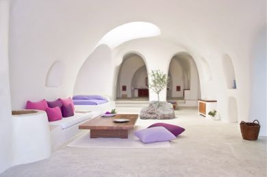 Perivolas Suite