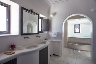 Perivolas Villa