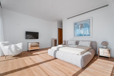 Chronos Front Sea View Villa