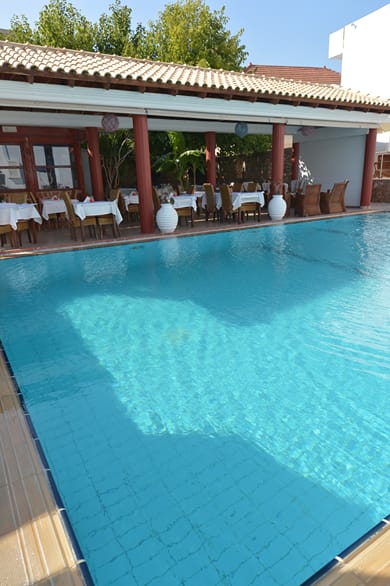 Perla Marina Hotel - Image 5