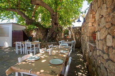 Perla Marina Hotel - Image 5