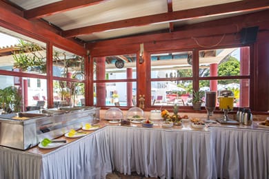Perla Marina Hotel - Image 7