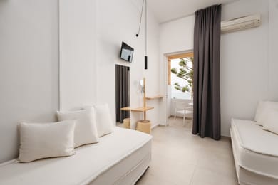 Petradi Beach Lounge Hotel - Image 5