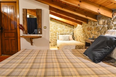 Standard Family Room | Sea & Mountain View [27m²]