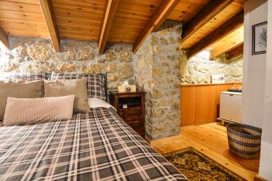 Standard Triple Room | Sea & Mountain View [25m²]